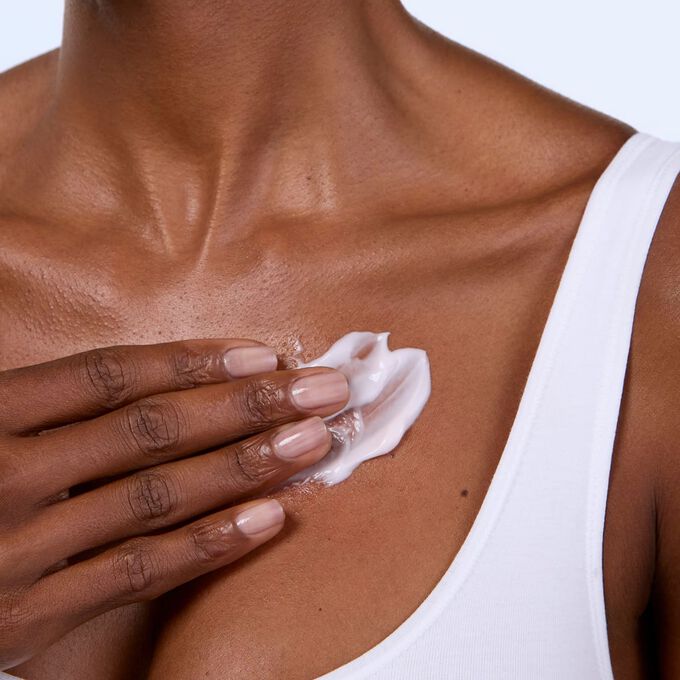 Multi-Intensive Concentr&eacute; D&eacute;collet&eacute; et Cou