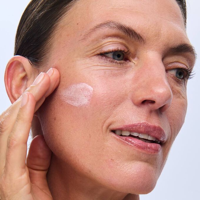 SOS Primer Pink - Minimiza os sinais de fadiga