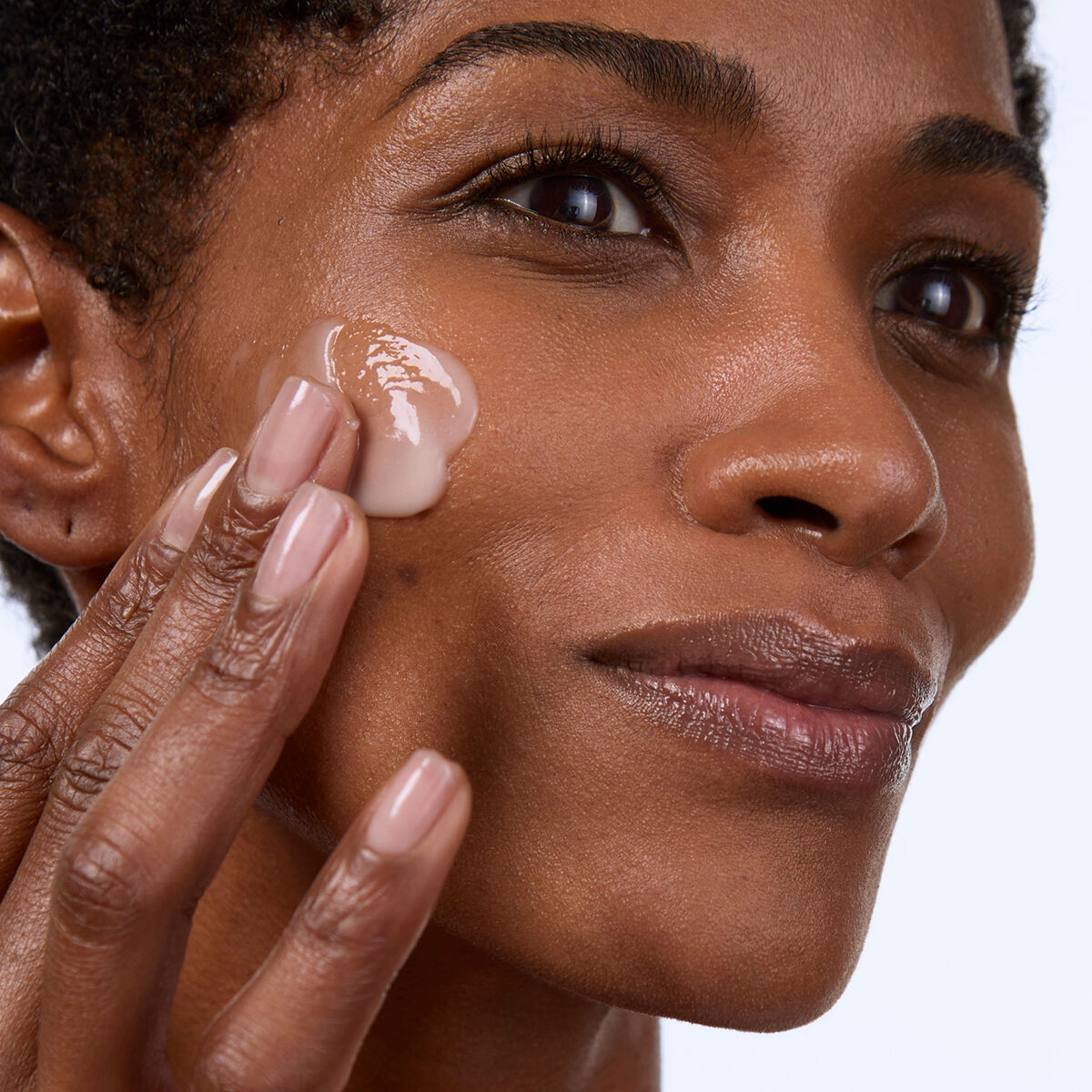 Supra Sérum Lift-Remodelant Multi-Intensif | CLARINS®