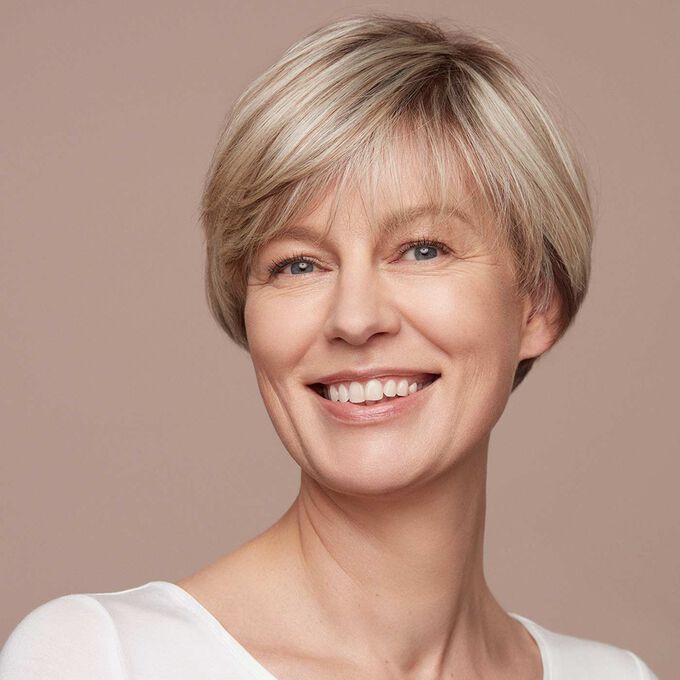 Skin Illusion SPF 15