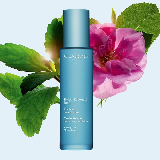 Emuls&atilde;o Hydra-Essentiel Clarins com extrato de flor-da-fortuna bio para preencher e hidratar visivelmente a pele todos os dias.