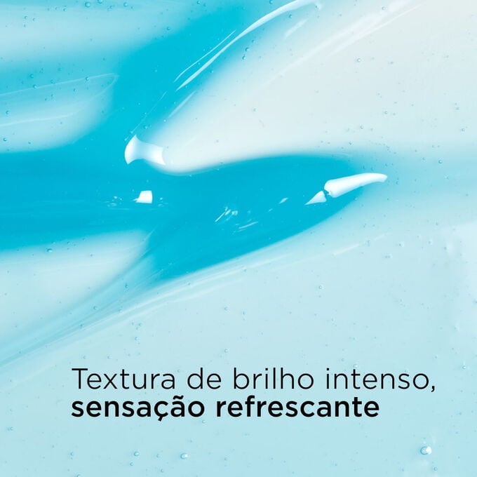 Fundo texturizado que ilustra a textura azul brilhante de Clarins Cryo Lip Oil, com textura de brilho elevado e sensa&ccedil;&atilde;o refrescante.