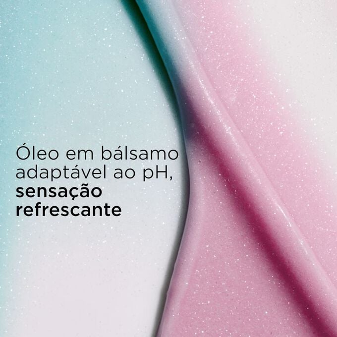 Fundo texturizado com b&aacute;lsamos labiais rosa e azuis, ilustrando um &oacute;leo em b&aacute;lsamo adapt&aacute;vel ao pH que proporciona uma sensa&ccedil;&atilde;o refrescante.