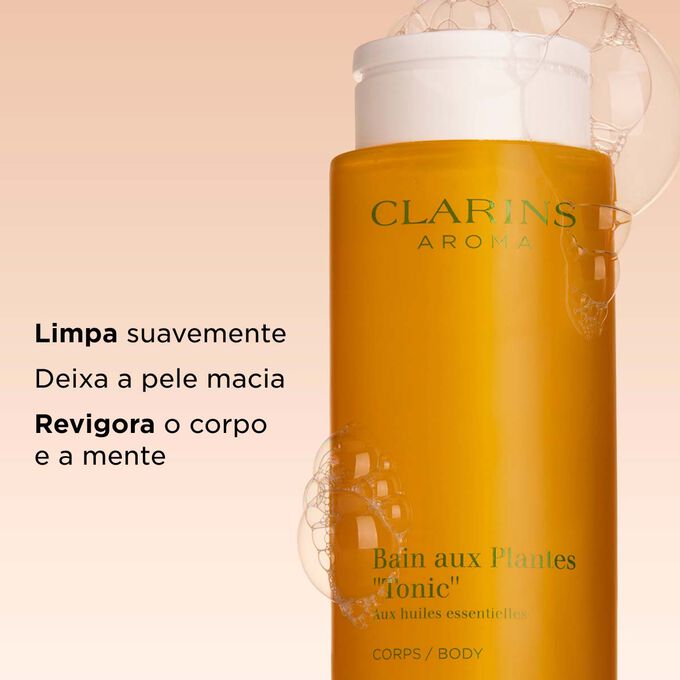 Bain Aux Plantes "Tonic" limpa suavemente, deixando a pele macia e revigorada com uma espuma leve e sensorial.
